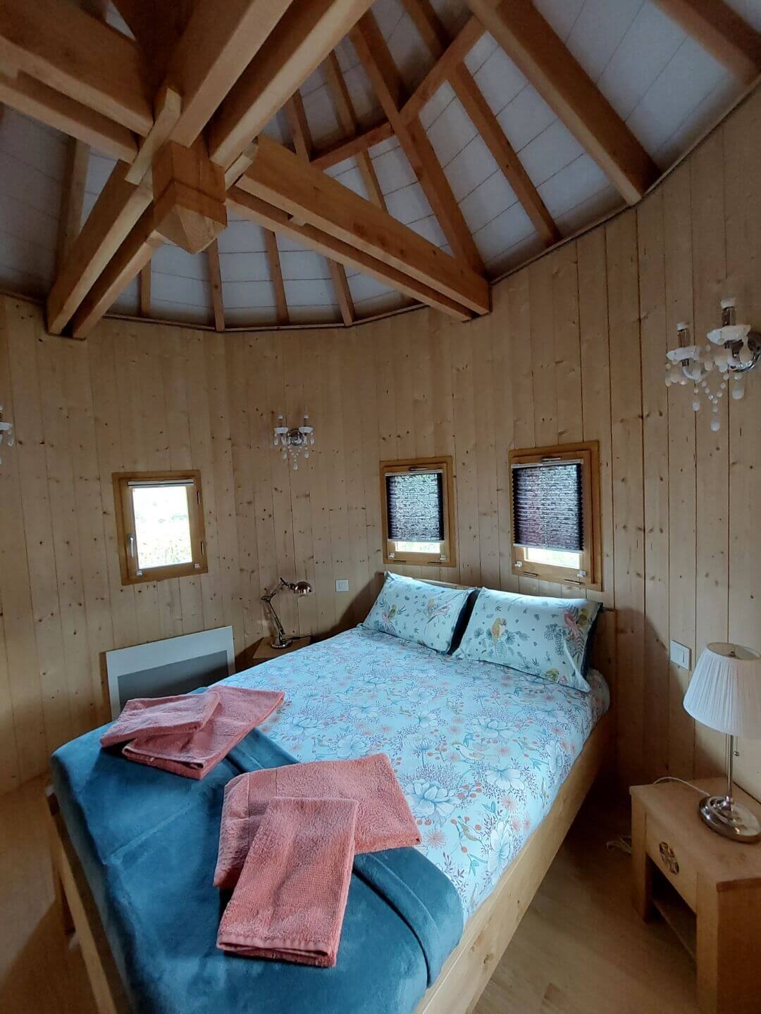 Photo 6/8 — Château « Cabane Médiévale Vercornoix à Saint-Jean-en-Royans » à Saint-Jean-en-Royans Drôme