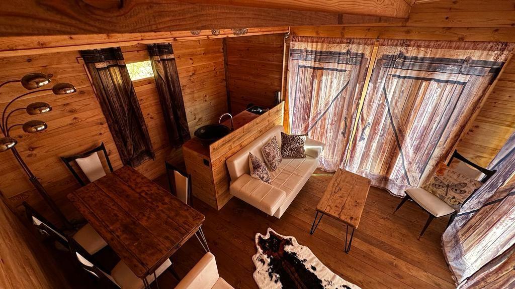 Photo 7/10 — Cabane « Cabane spa des Milvus à Cheylade » à Cheylade Cantal